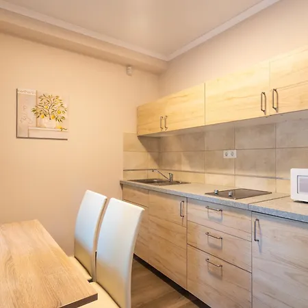 Lelle Corso Apartmanhaz Διαμέρισμα