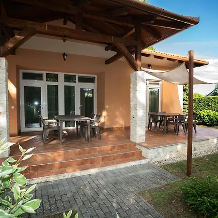 Διαμέρισμα Lelle Corso Apartmanhaz